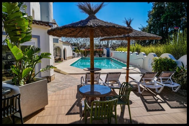 8 slaapkamer Hotel te koop in Els Poblets met zwembad - € 1.180.000 (Ref: 9856168)
