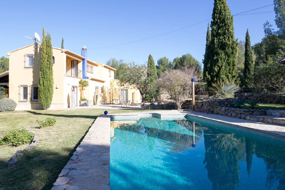 4 quarto Moradia para venda em Jesus Pobre com piscina garagem - 1 050 000 € (Ref: 9906728)