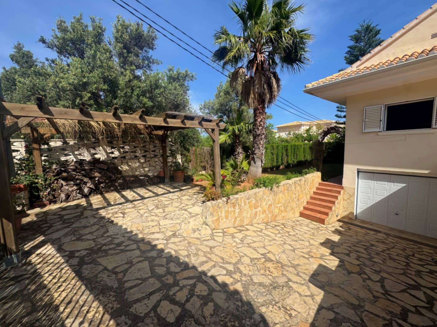 3 sypialnia Willa na sprzedaż w Denia z basenem garażem - 610 000 € (Ref: 9906730)