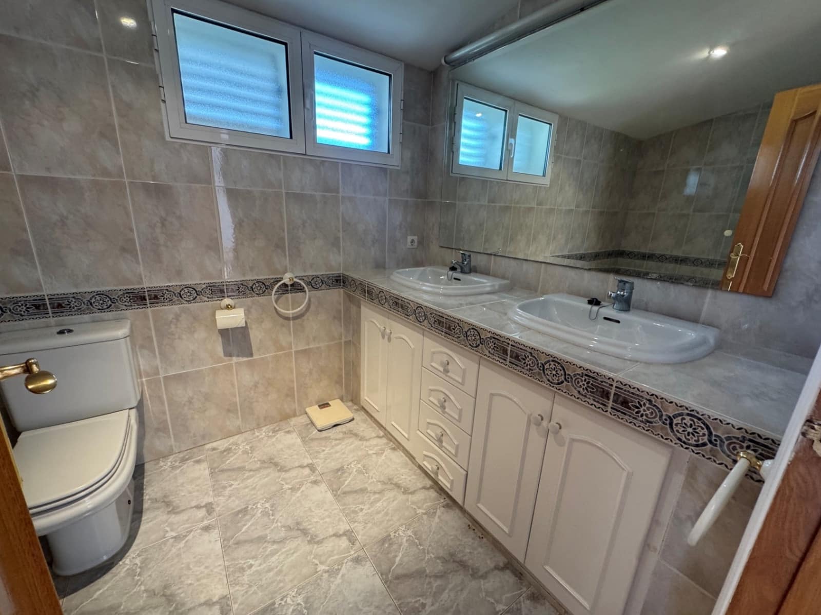 3 sypialnia Willa na sprzedaż w Denia z basenem garażem - 610 000 € (Ref: 9906730)