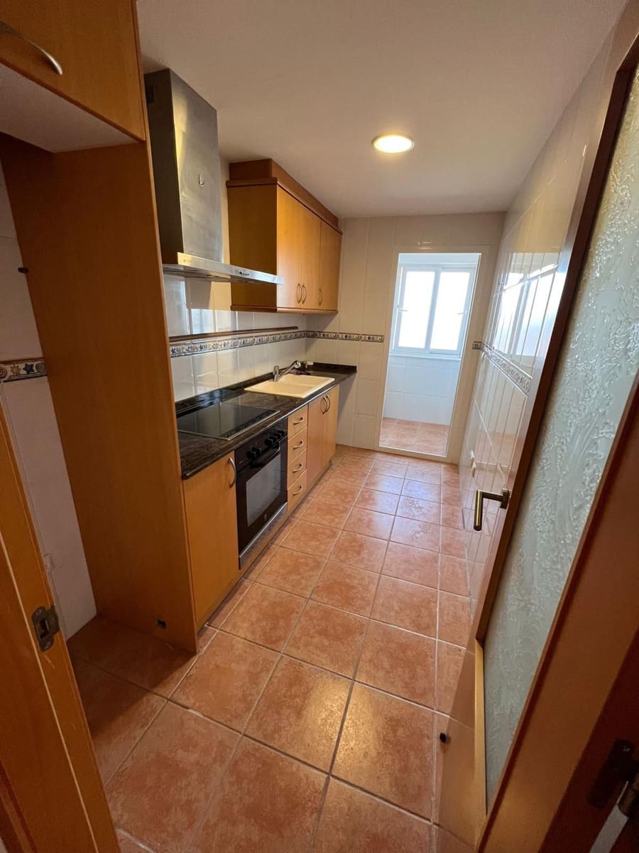 2 makuuhuone Asunto myytävänä paikassa Denia mukana 
autotalli - 210 000 € (Ref: 9909795)