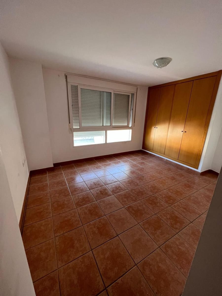 2 makuuhuone Asunto myytävänä paikassa Denia mukana 
autotalli - 210 000 € (Ref: 9909795)