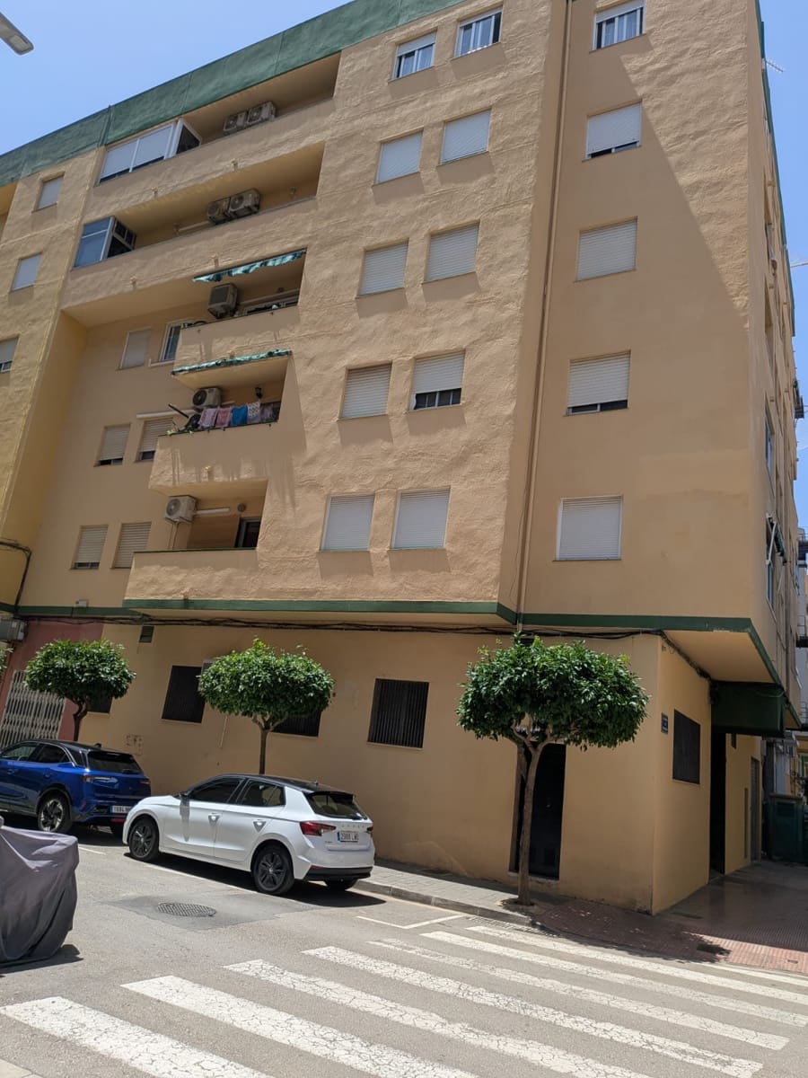 4 sovrum Lägenhet till salu i Denia - 185 000 € (Ref: 9925044)