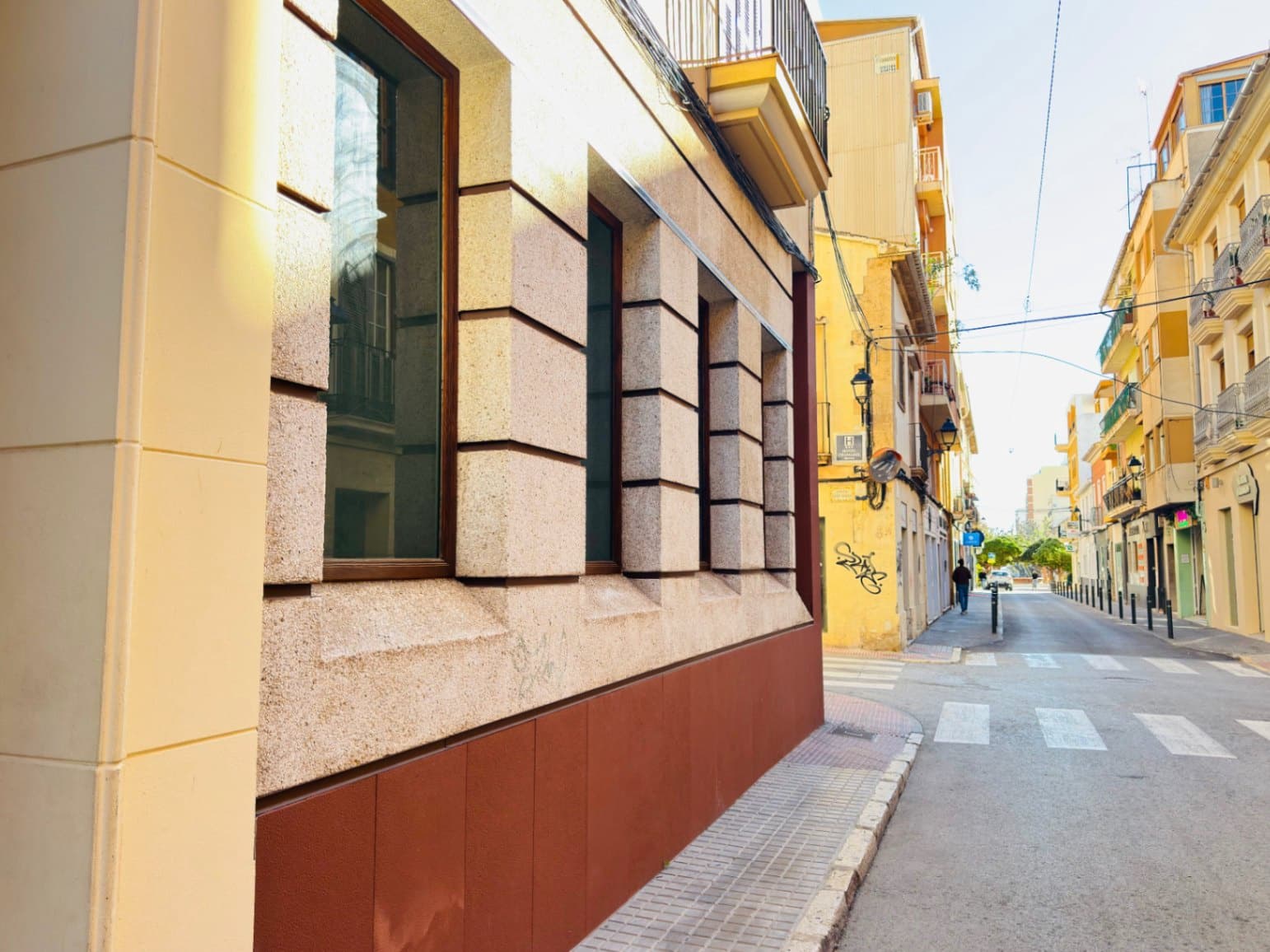 5 quarto Empresa para arrendar em Denia - 400 € (Ref: 9925046)