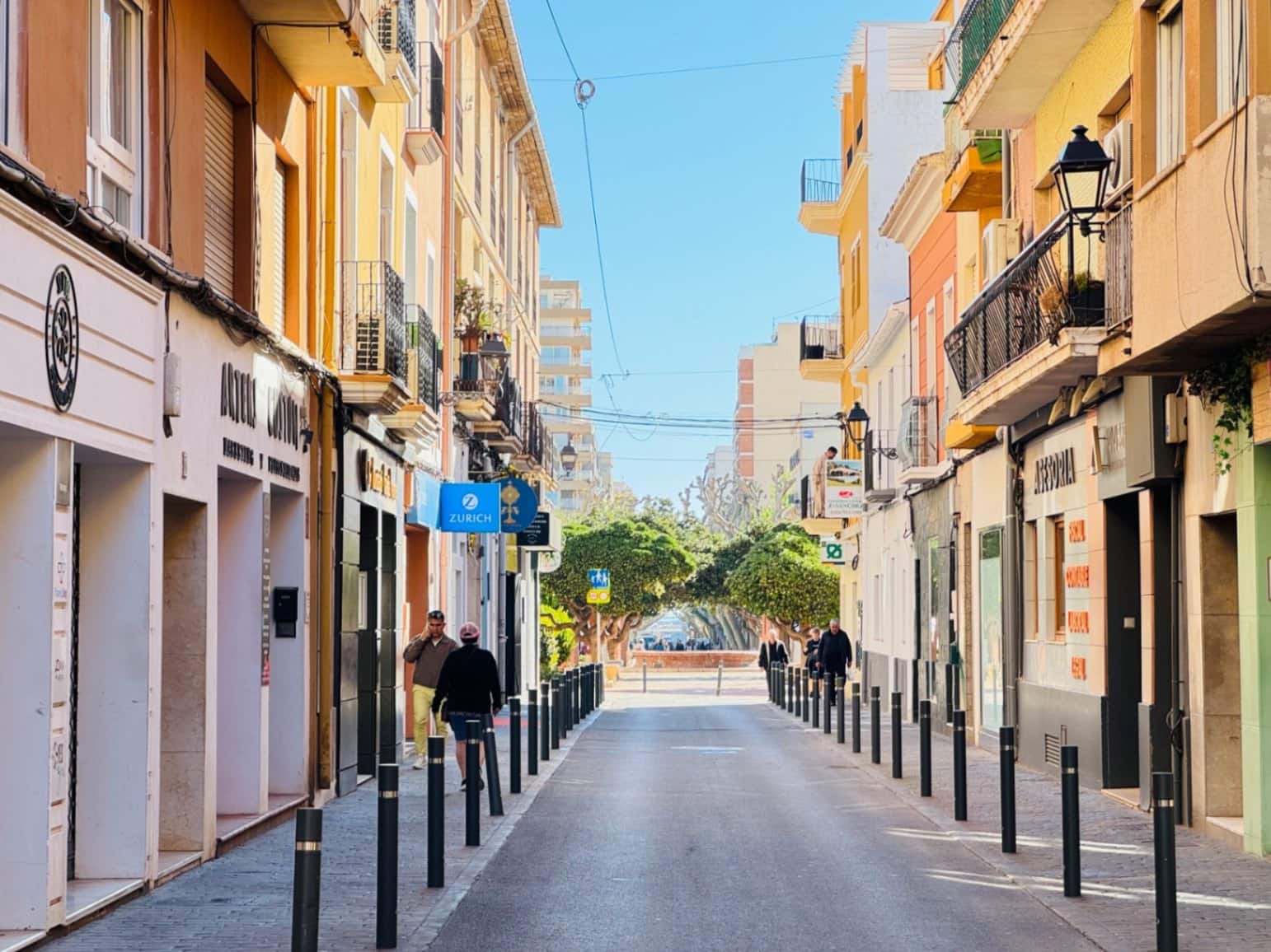 5 quarto Empresa para arrendar em Denia - 400 € (Ref: 9925046)