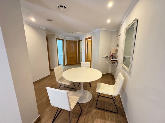 2 quarto Apartamento para venda em Dénia - 235 000 € (Ref: 9925048)