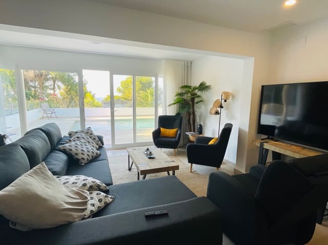 3 soverom Villa til salgs i Dénia med svømmebasseng garasje - € 785 000 (Ref: 9925050)