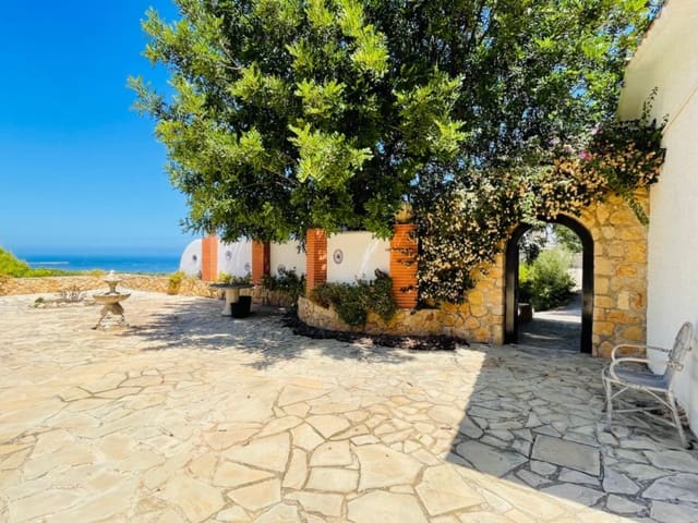 3 soverom Villa til salgs i Dénia med svømmebasseng garasje - € 890 000 (Ref: 9925051)