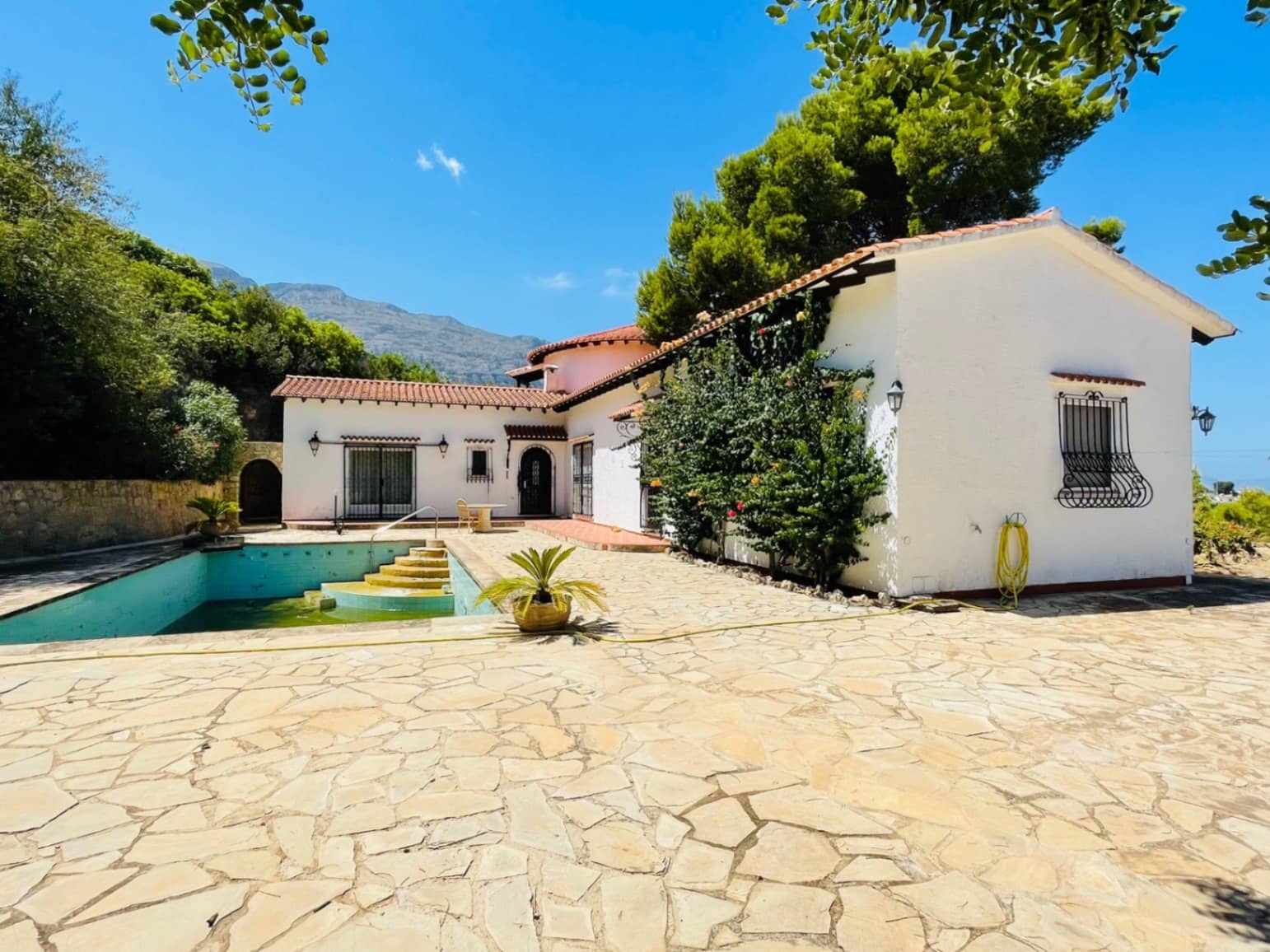 3 Zimmer Villa zu verkaufen in Denia mit Pool Garage - 890.000 € (Ref: 9925051)