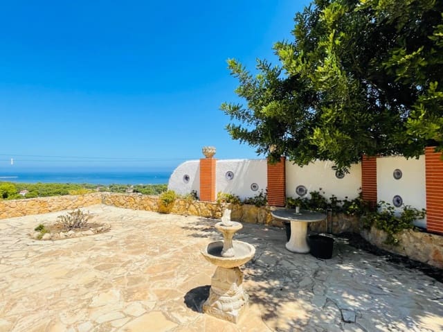 3 soverom Villa til salgs i Dénia med svømmebasseng garasje - € 890 000 (Ref: 9925051)