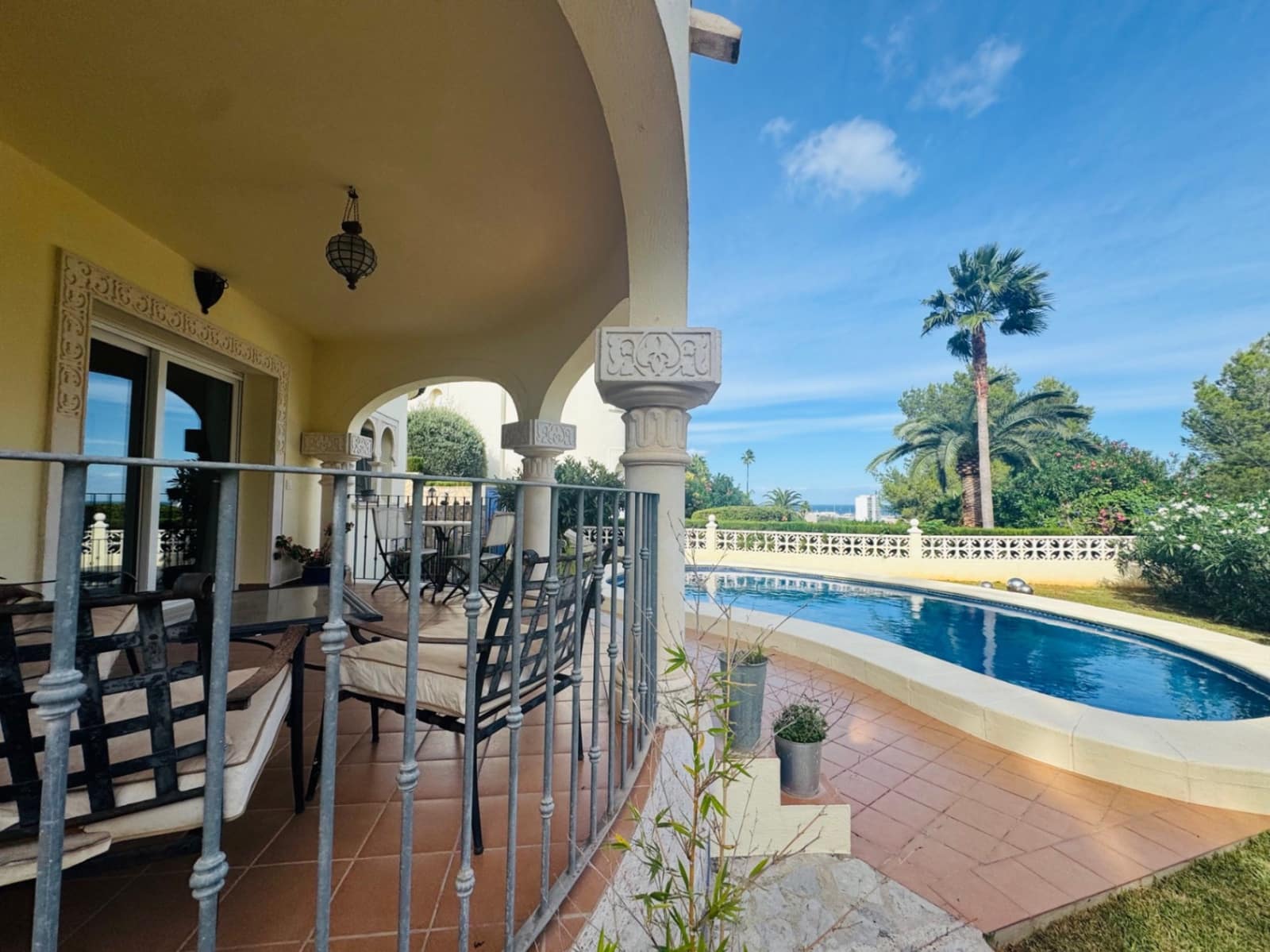 3 makuuhuone Huvila myytävänä paikassa Denia mukana uima-altaan 
autotalli - 725 000 € (Ref: 9925055)