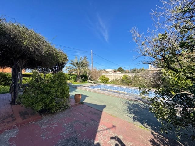 4 chambre Villa/Maison à vendre à Dénia avec piscine - 550 000 € (Ref: 9925056)