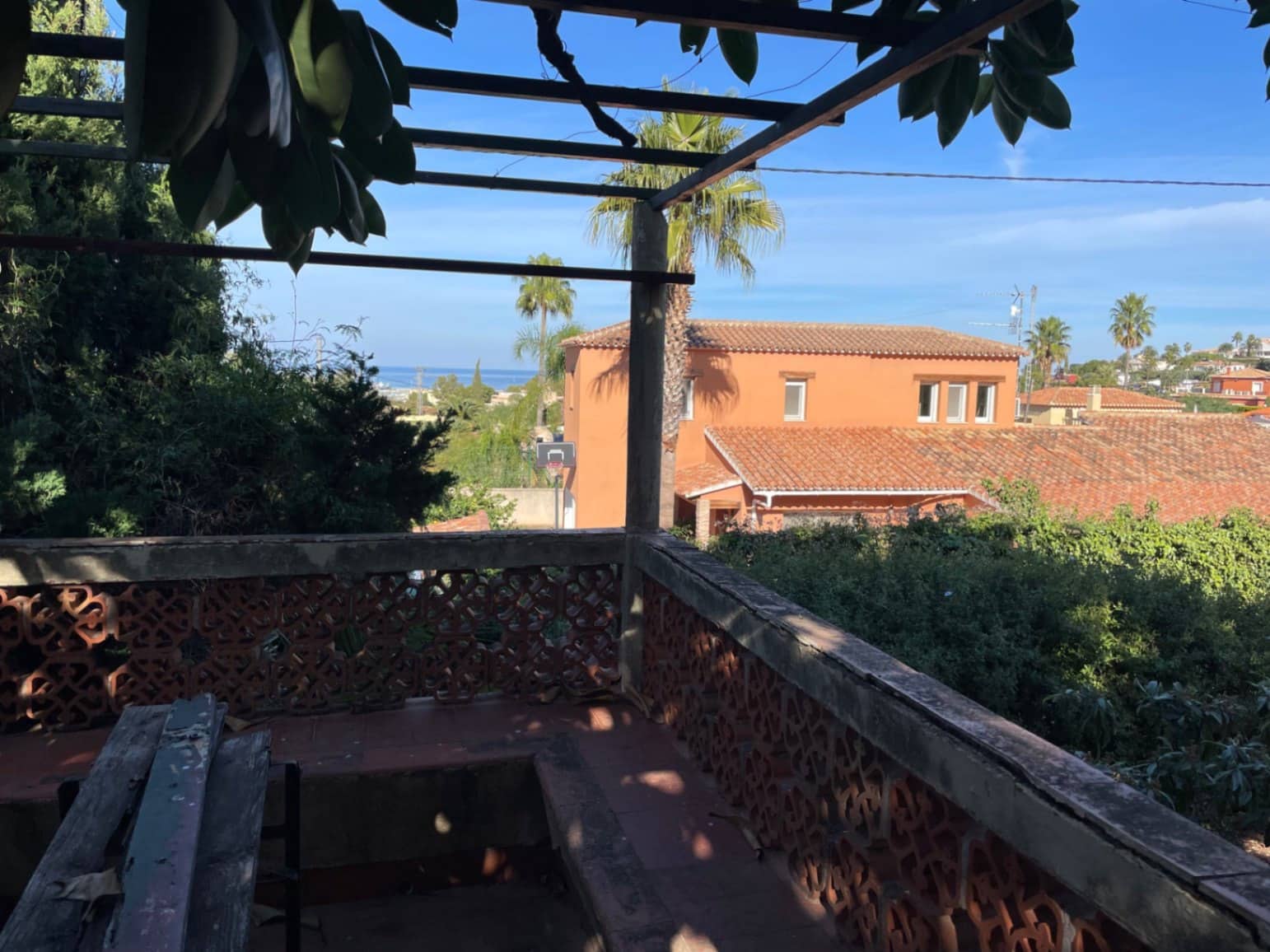 4 makuuhuone Huvila myytävänä paikassa Denia mukana uima-altaan - 550 000 € (Ref: 9925056)