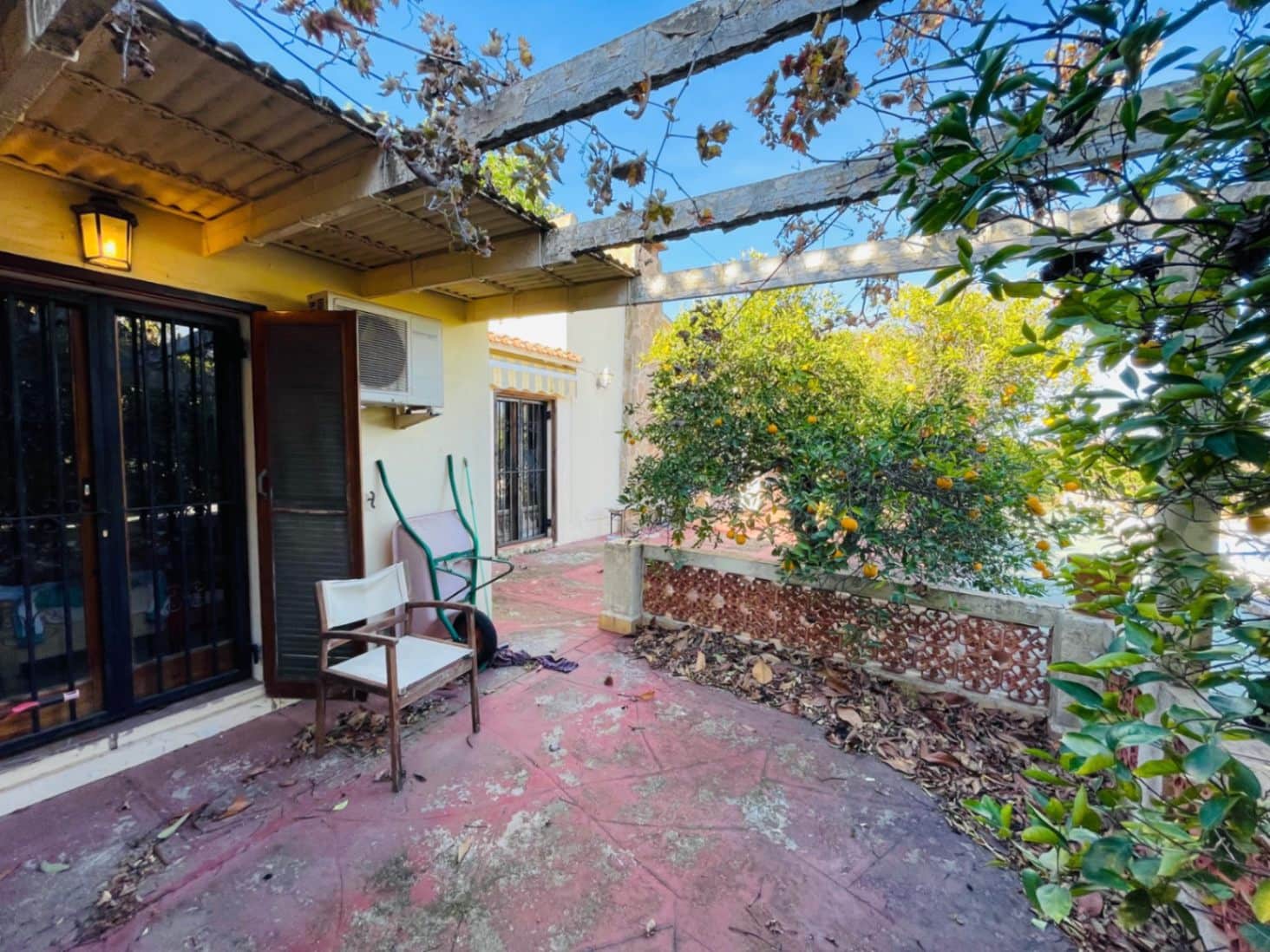 4 makuuhuone Huvila myytävänä paikassa Denia mukana uima-altaan - 550 000 € (Ref: 9925056)