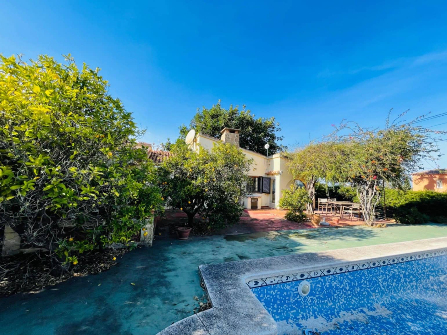 4 makuuhuone Huvila myytävänä paikassa Denia mukana uima-altaan - 550 000 € (Ref: 9925056)
