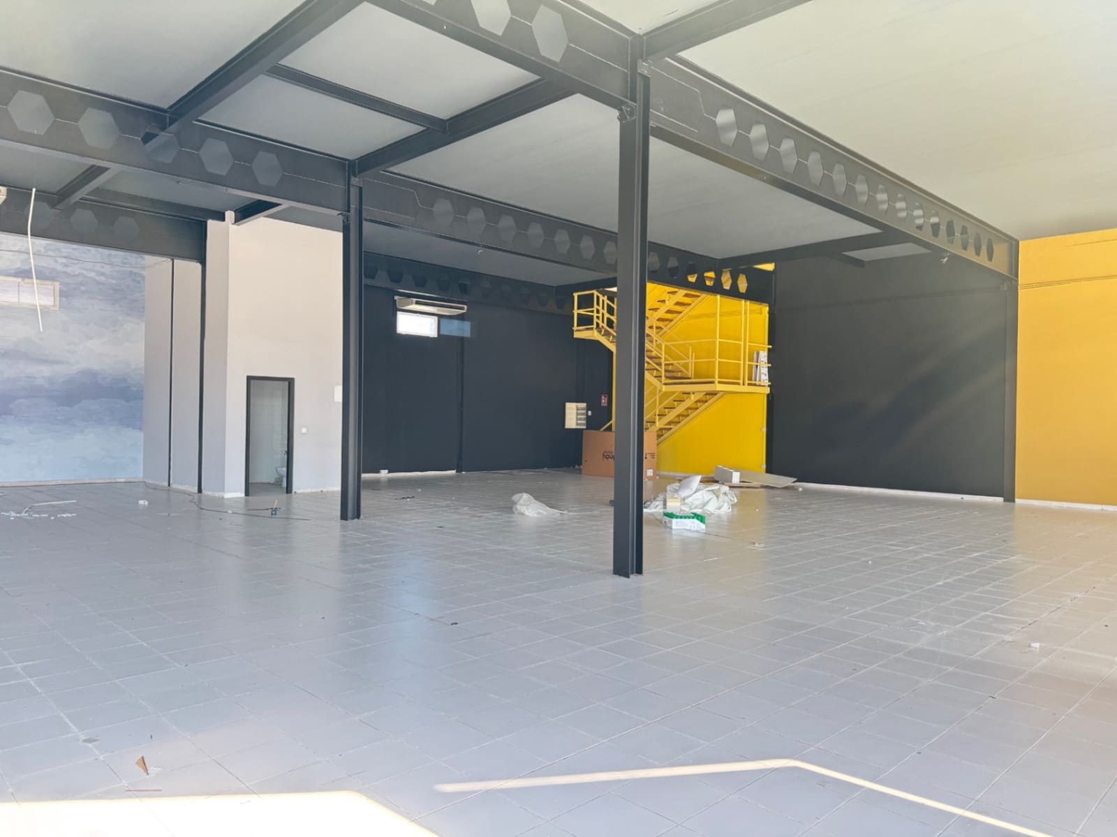 Firma/Unternehmen zu vermieten in Denia - 5.950 € (Ref: 9925057)