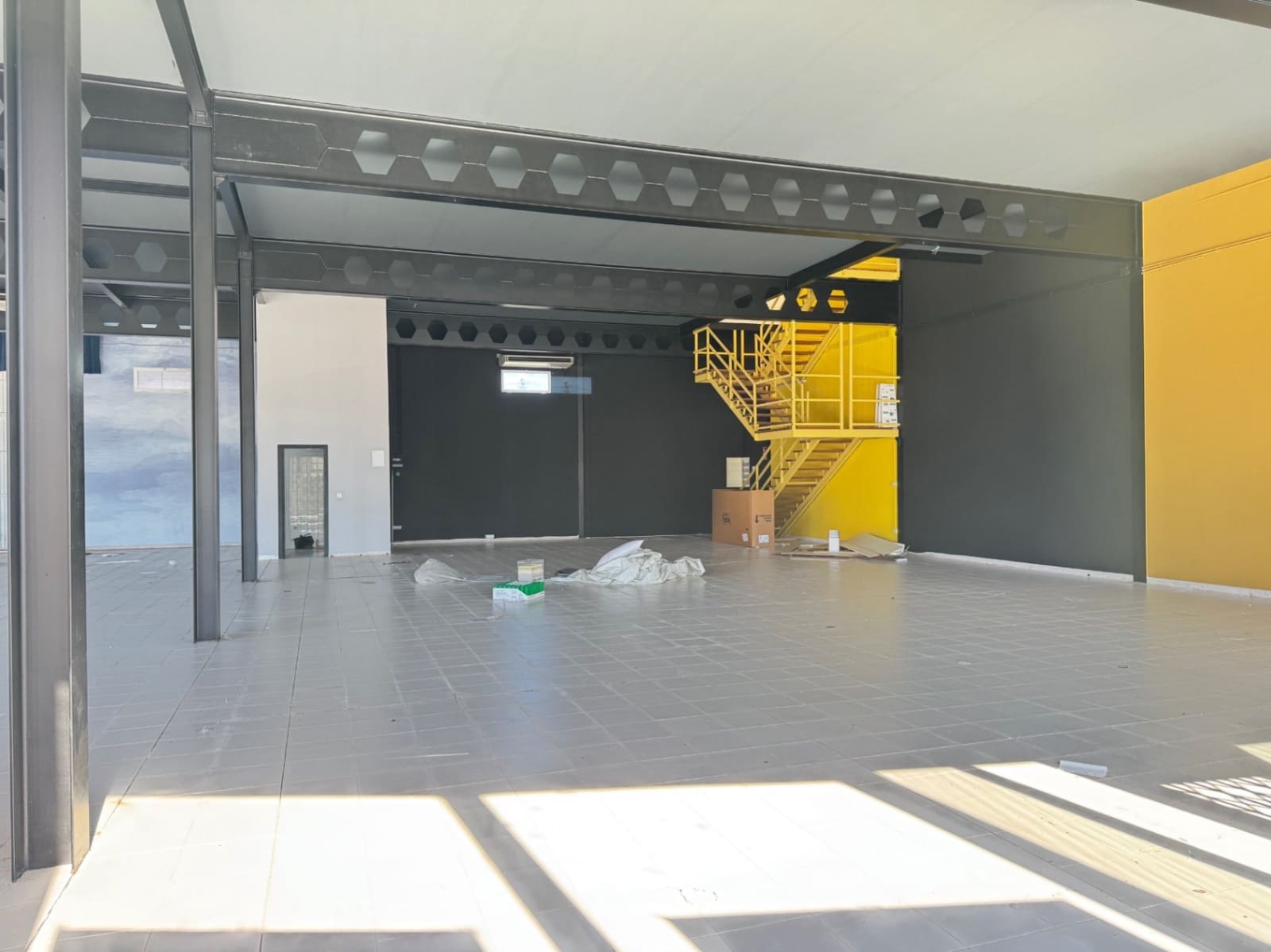 Firma/Unternehmen zu vermieten in Denia - 5.950 € (Ref: 9925057)