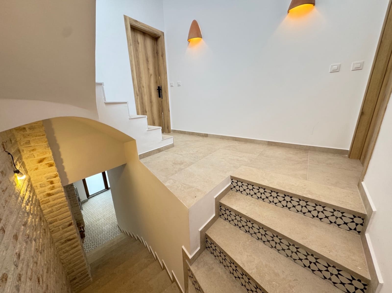 4 bedroom Townhouse for sale in Oliva - € 480,000 (Ref: 9925060)