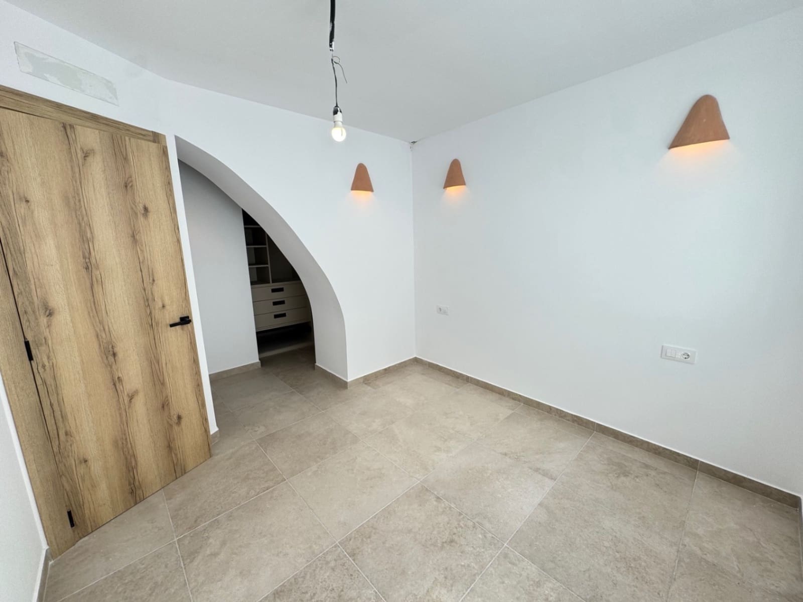 4 bedroom Townhouse for sale in Oliva - € 480,000 (Ref: 9925060)