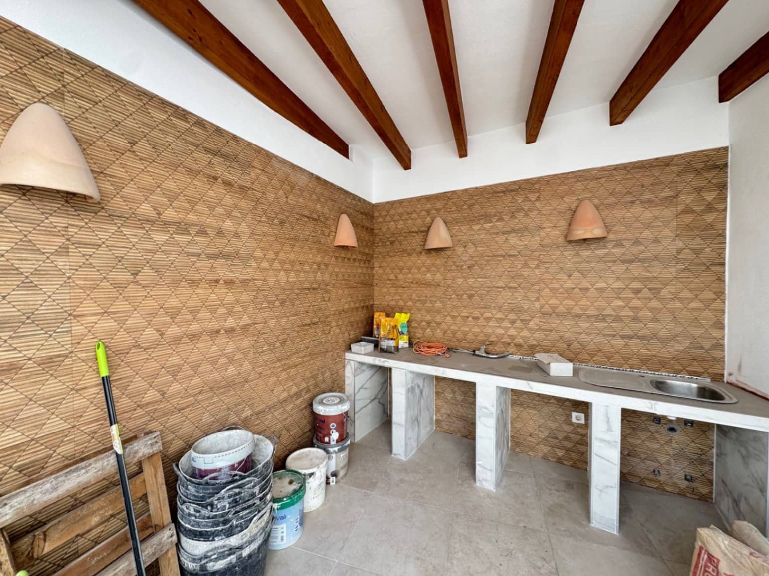 4 bedroom Townhouse for sale in Oliva - € 480,000 (Ref: 9925060)