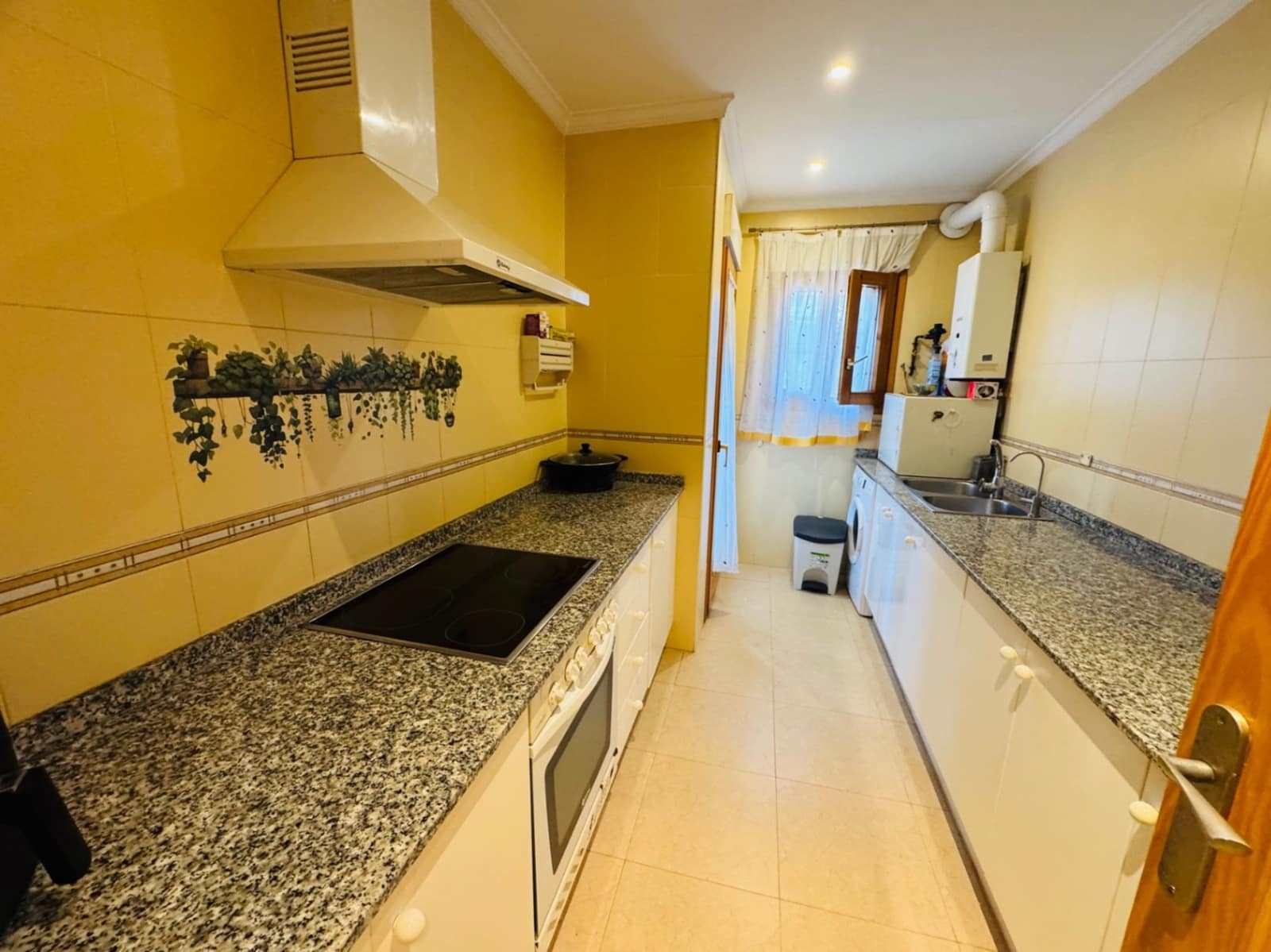 3 Zimmer Apartment zu verkaufen in Denia mit Pool Garage - 222.000 € (Ref: 9925061)