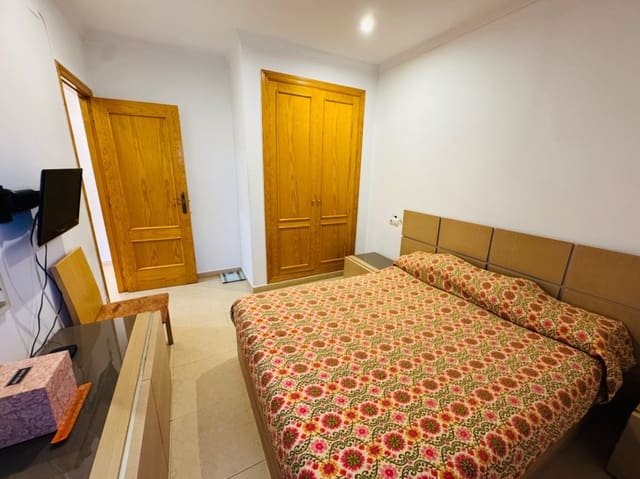 3 bedroom Apartment for sale in Dénia with pool garage - € 222,000 (Ref: 9925061)