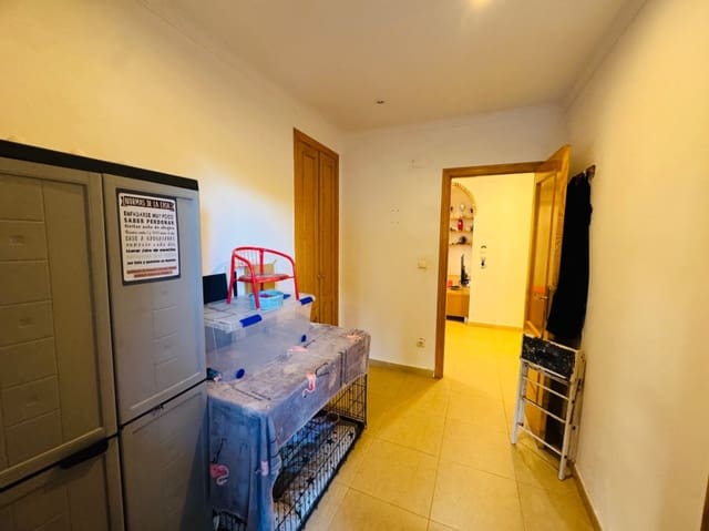 3 bedroom Apartment for sale in Dénia with pool garage - € 222,000 (Ref: 9925061)