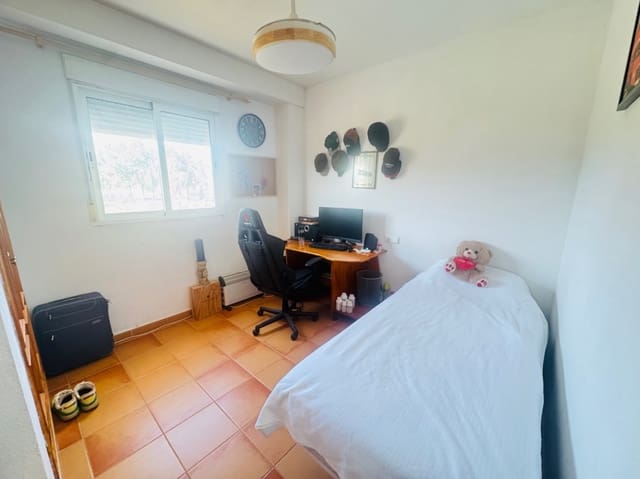 4 makuuhuone Omakotitalo myytävänä paikassa Dénia - 279 000 € (Ref: 9925062)