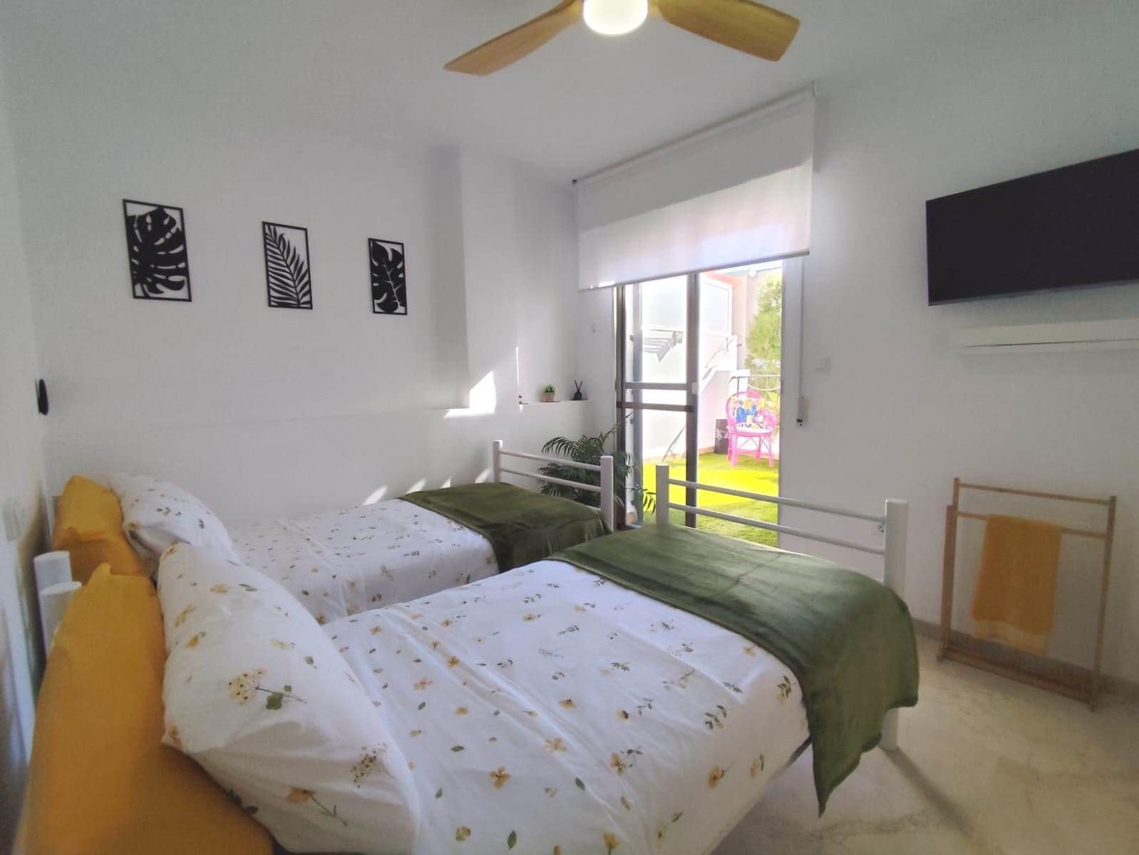 2 slaapkamer Halfvrijstaande villa te koop in Almunecar met zwembad garage - € 299.000 (Ref: 10025058)