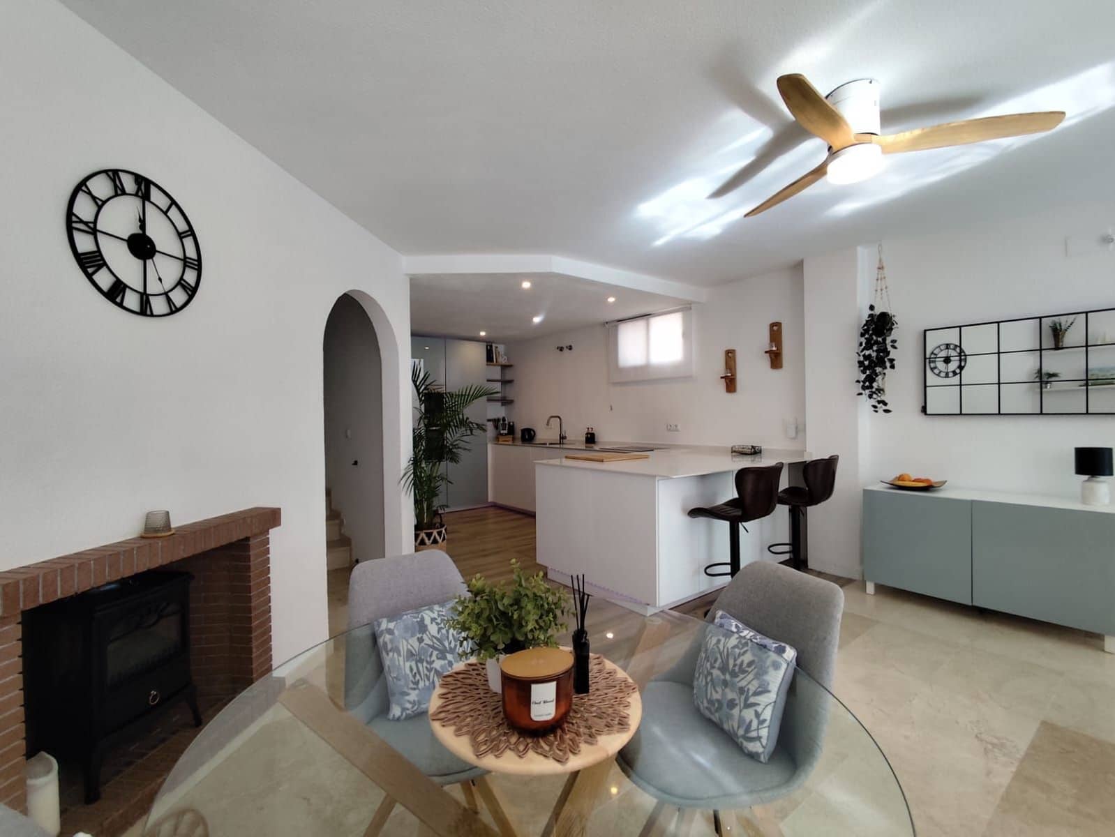 2 slaapkamer Halfvrijstaande villa te koop in Almunecar met zwembad garage - € 299.000 (Ref: 10025058)
