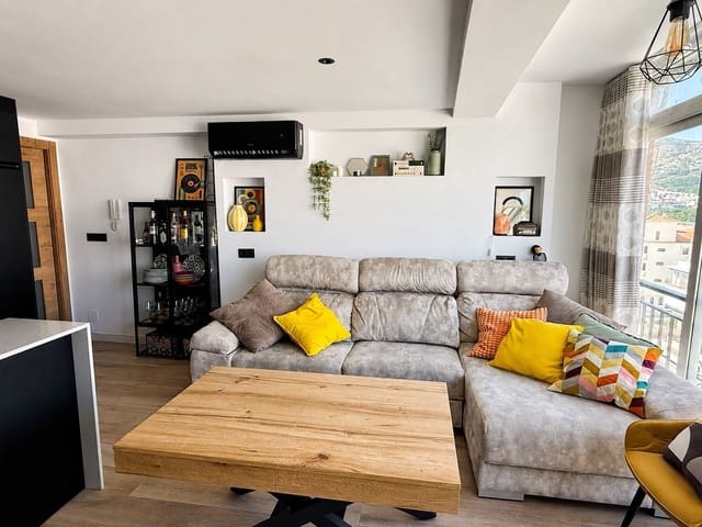 Apartamento de 2 habitaciones en Almuñécar en venta - 279.000 € (Ref: 10025059)