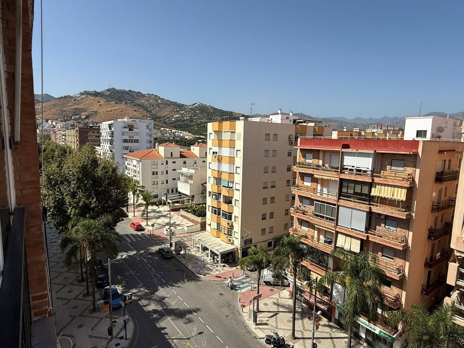 Apartamento de 2 habitaciones en Almuñécar en venta - 279.000 € (Ref: 10025059)