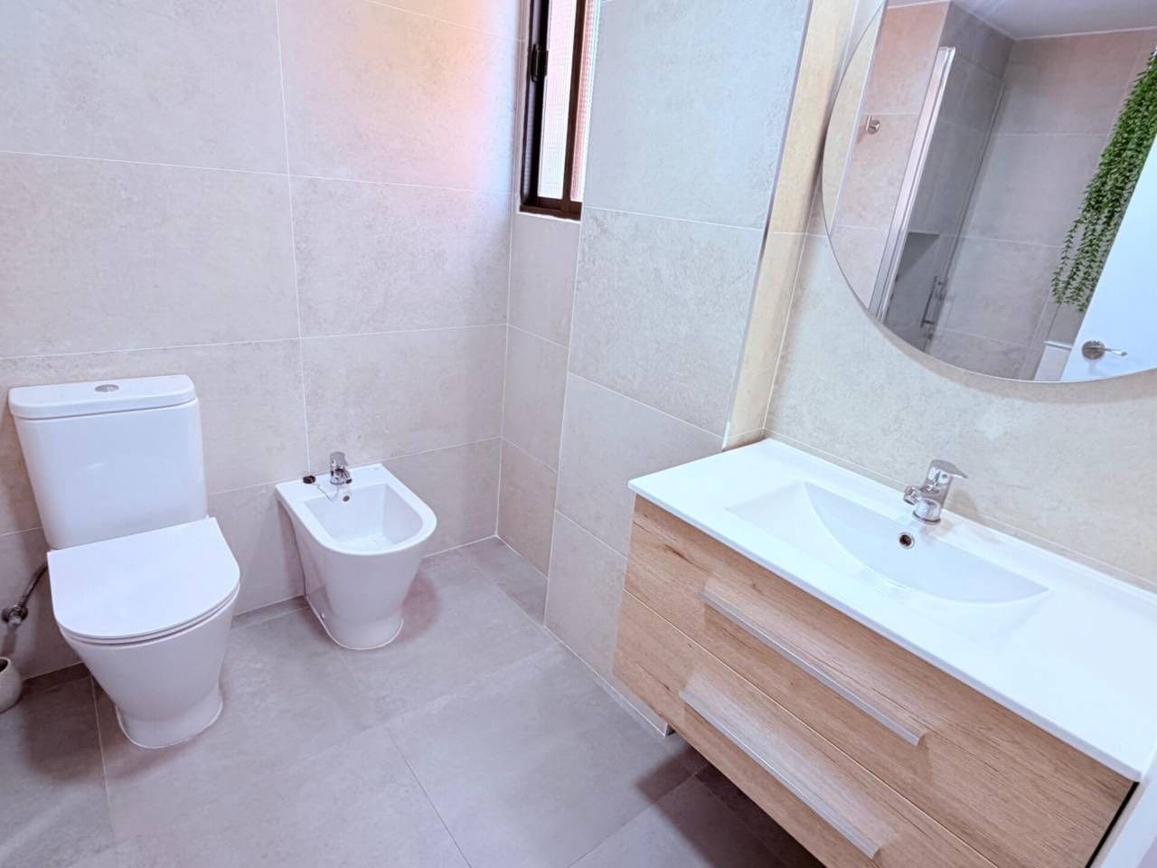 3 slaapkamer Appartement te koop in Almunecar - € 450.000 (Ref: 10033411)