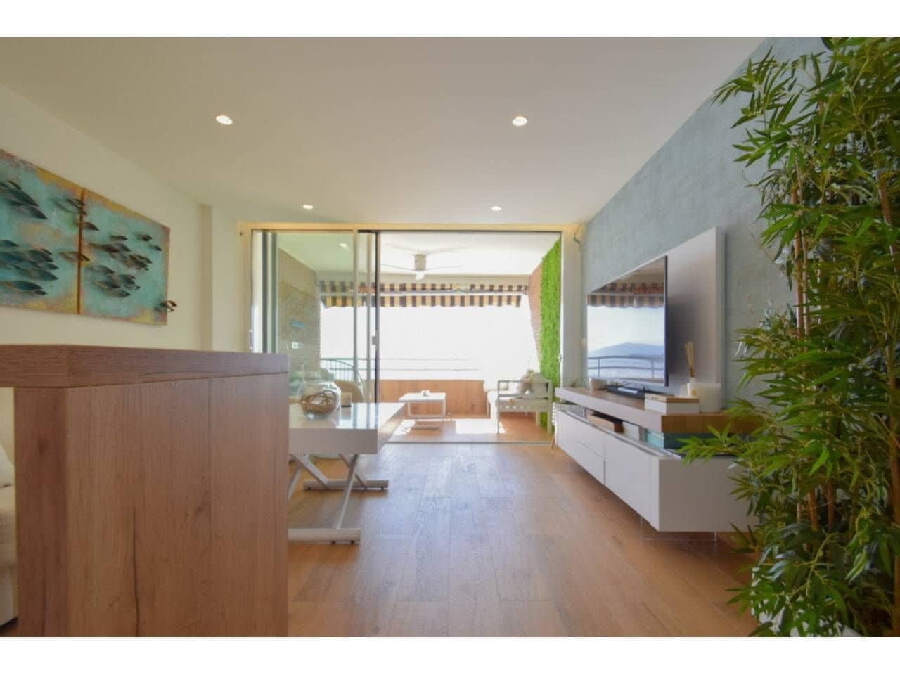 2 Zimmer Apartment zu verkaufen in Almunecar mit Pool - 395.000 € (Ref: 10034844)