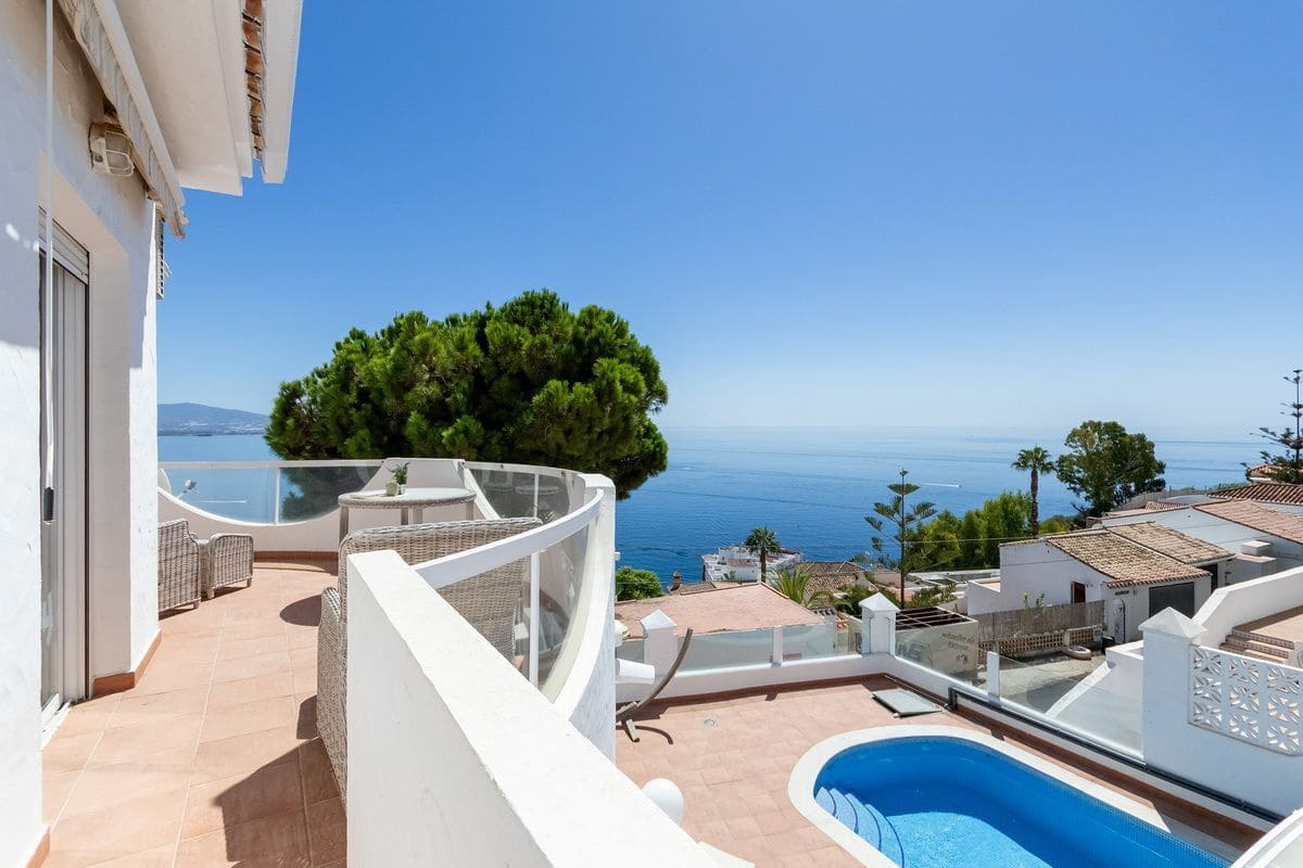 2 sovrum Villa till salu i Almunecar med pool garage - 598 000 € (Ref: 10061185)