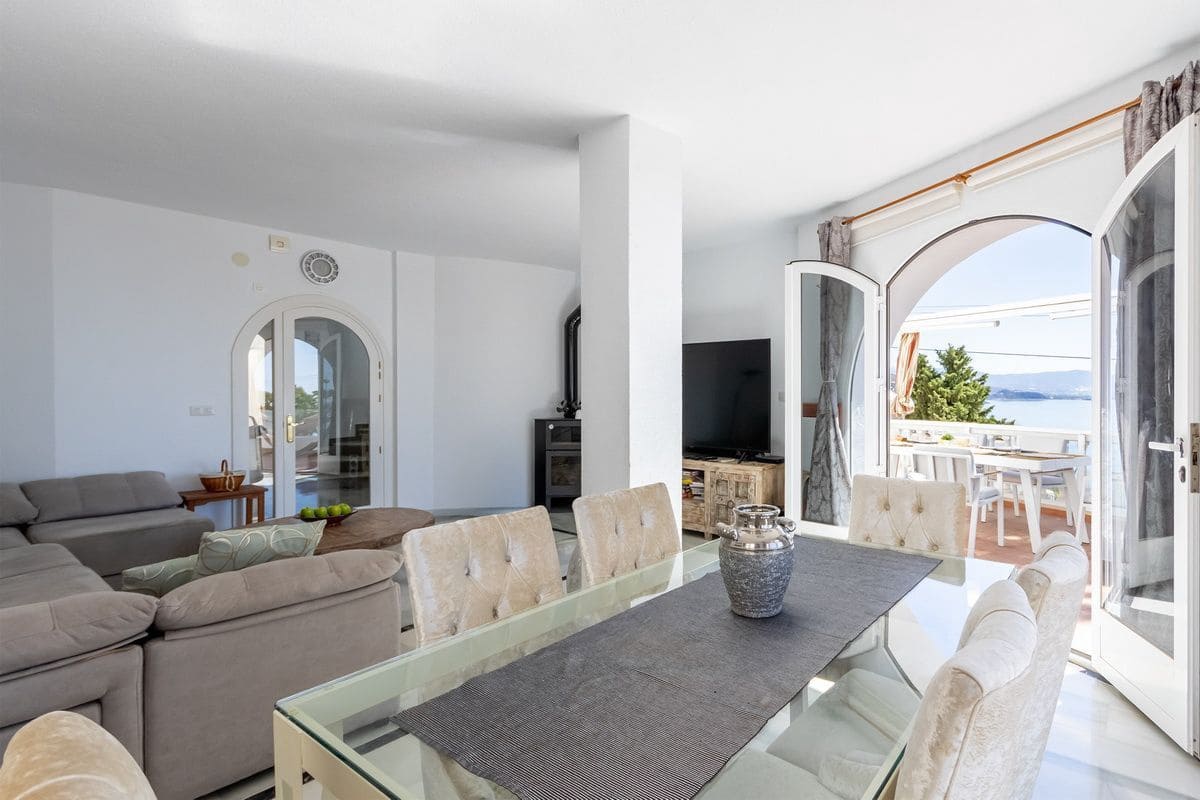 2 sovrum Villa till salu i Almunecar med pool garage - 598 000 € (Ref: 10061185)