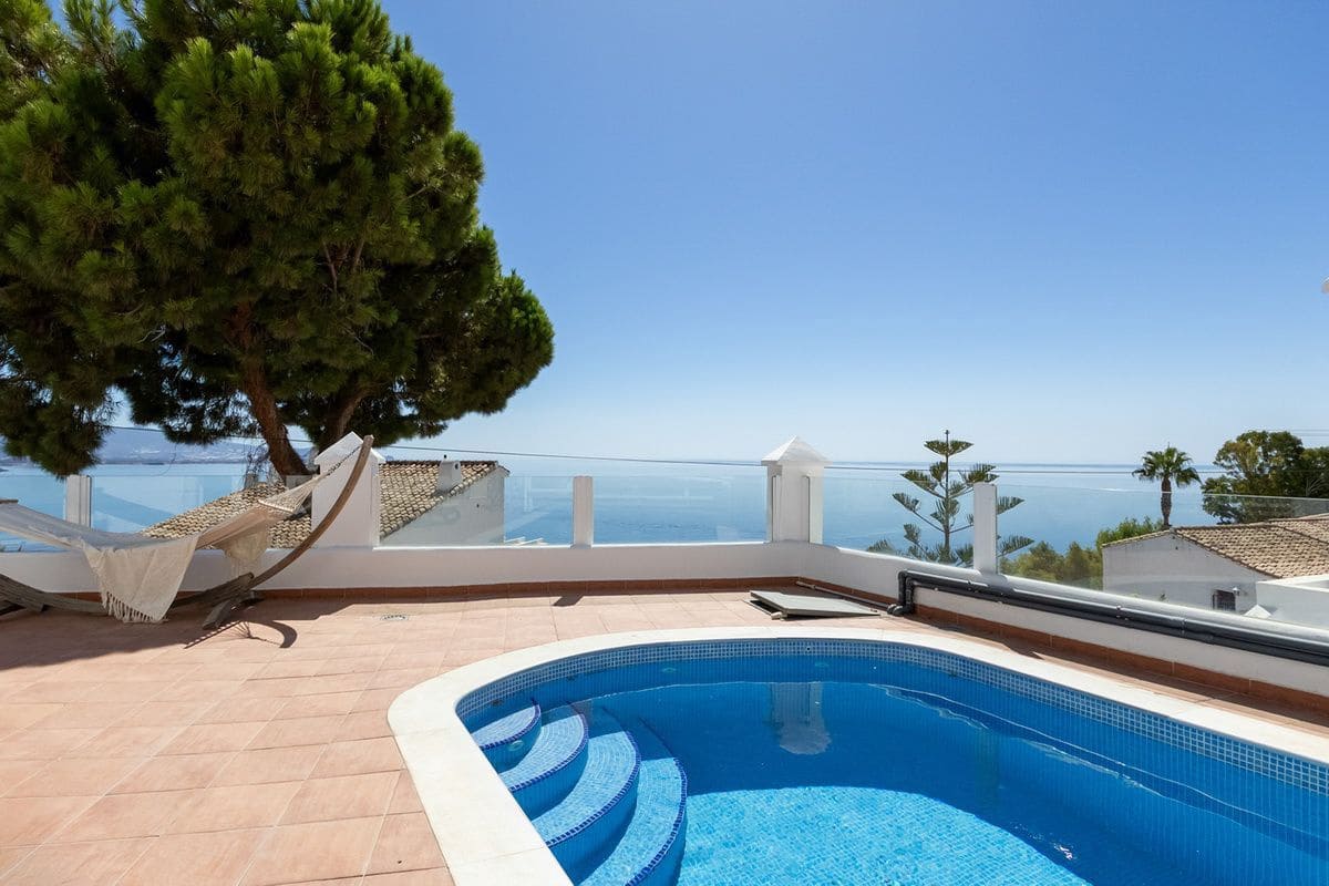 2 sovrum Villa till salu i Almunecar med pool garage - 598 000 € (Ref: 10061185)