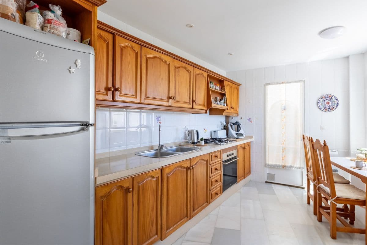 2 sovrum Villa till salu i Almunecar med pool garage - 598 000 € (Ref: 10061185)