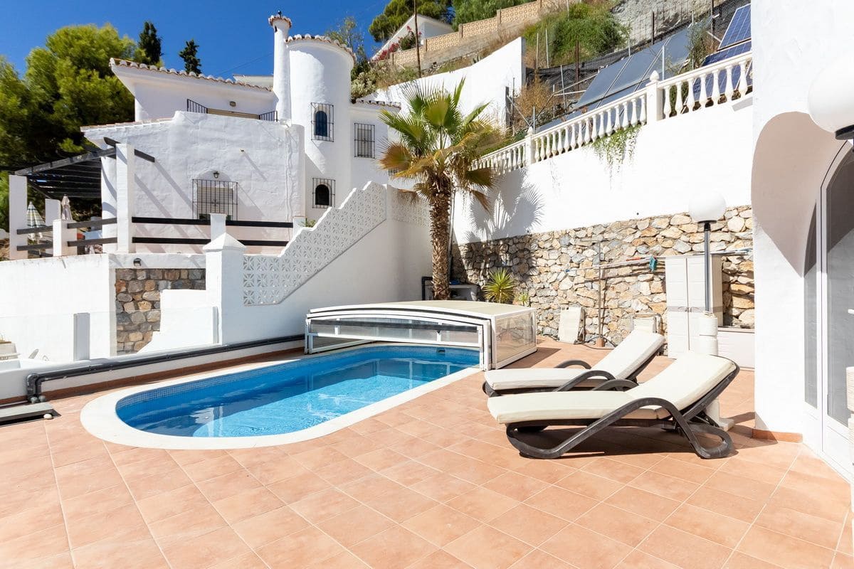 2 sovrum Villa till salu i Almunecar med pool garage - 598 000 € (Ref: 10061185)