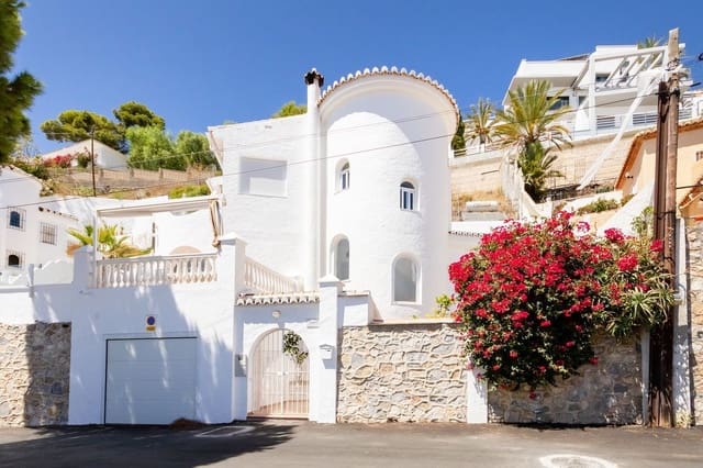 2 sovrum Villa till salu i Almuñécar med pool garage - 598 000 € (Ref: 10061185)