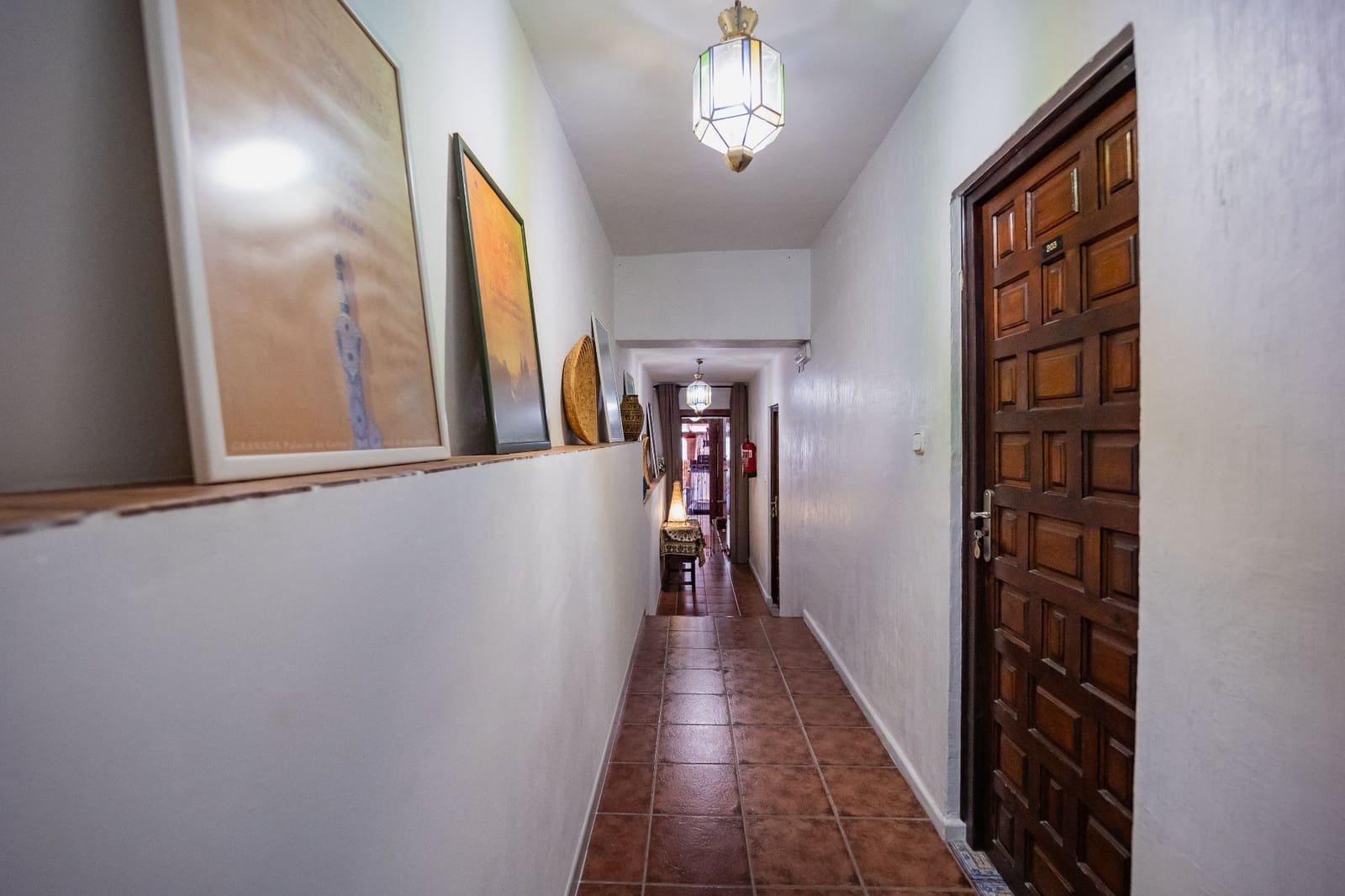 10 soveværelse Erhverv til salg i Cotobro med garage - € 950.000 (Ref: 3701080)