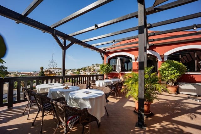 10 sovrum Kommersiell till salu i Cotobro, Almuñécar med garage - 950 000 € (Ref: 3701080)