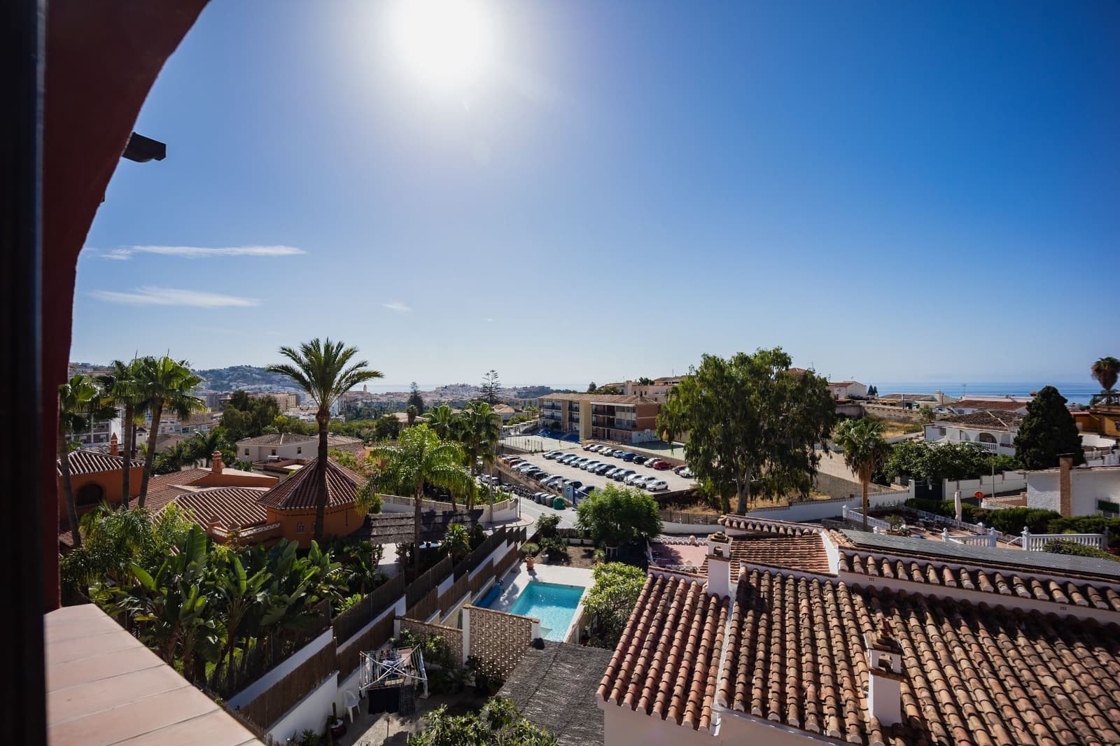 10 soveværelse Erhverv til salg i Cotobro med garage - € 950.000 (Ref: 3701080)