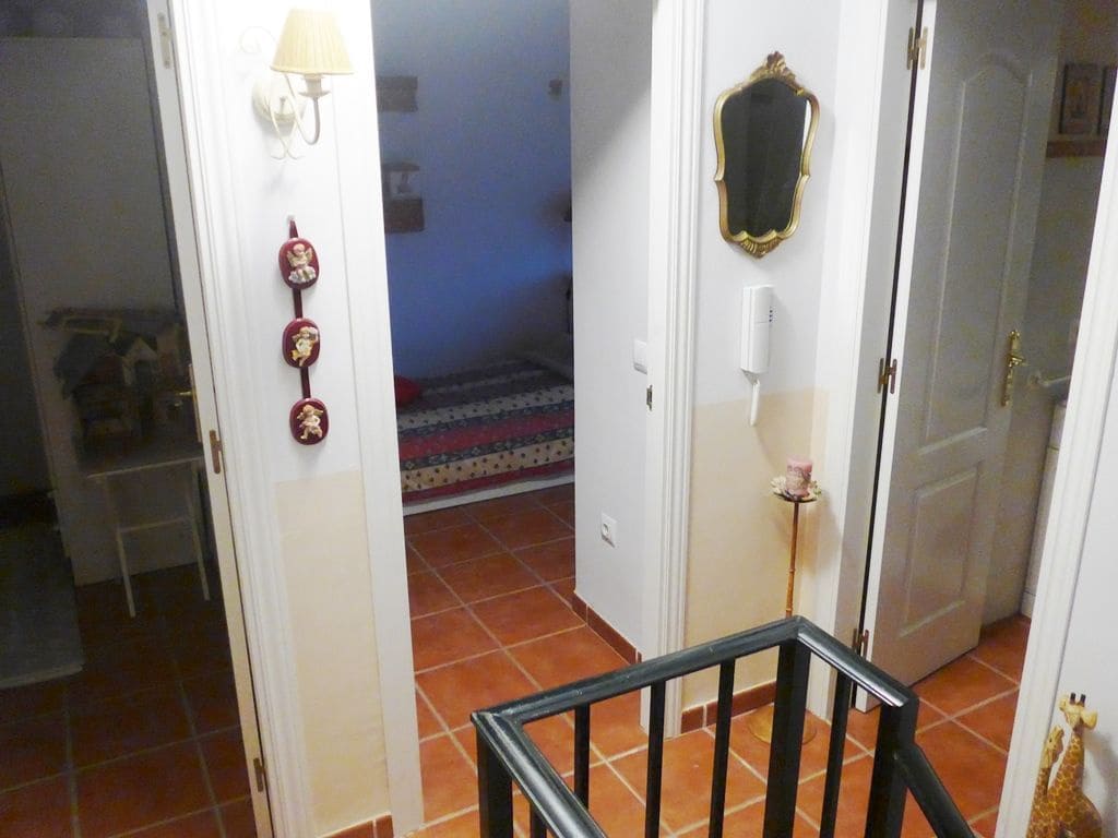 4 soveværelse Semi-Rækkehus til salg i Gualchos med garage - € 195.000 (Ref: 4100997)