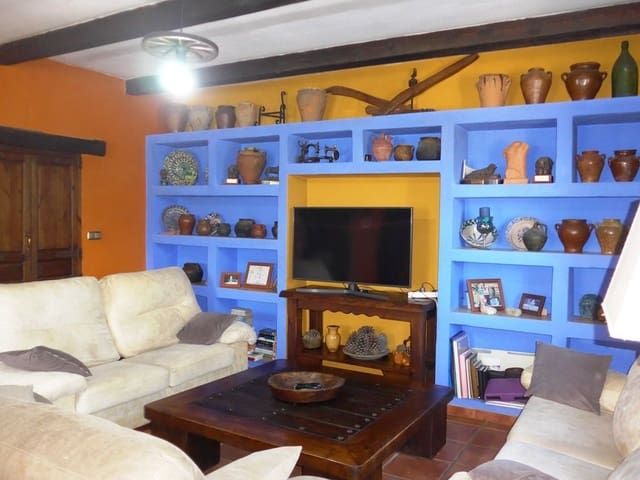 6 soveværelse Finca/Landehus til salg i Motril med swimmingpool garage - € 784.900 (Ref: 6766847)