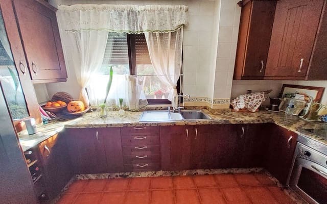 3 soveværelse Villa til salg i Almuñécar med garage - € 385.000 (Ref: 7444487)