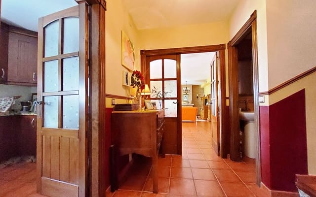 3 soveværelse Villa til salg i Almuñécar med garage - € 385.000 (Ref: 7444487)