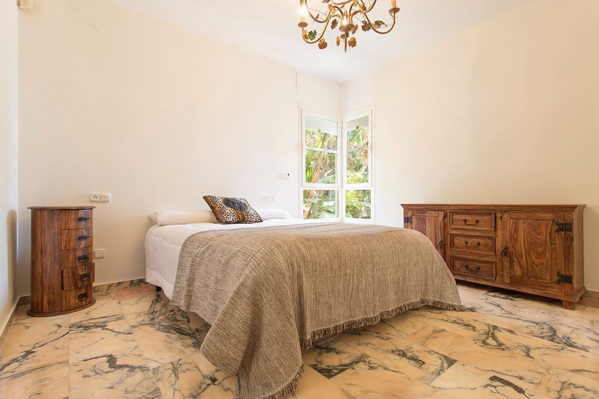 3 slaapkamer Villa te koop in Almunecar met zwembad garage - € 560.000 (Ref: 7593560)