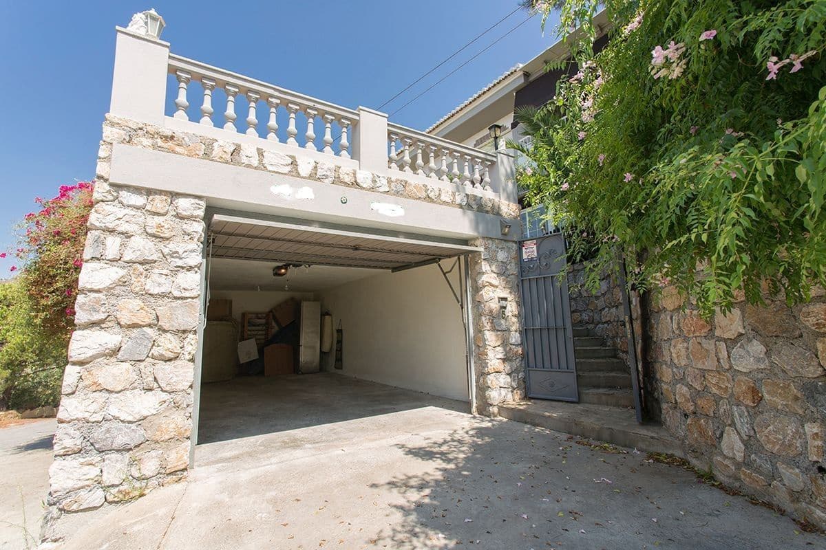 3 slaapkamer Villa te koop in Almunecar met zwembad garage - € 560.000 (Ref: 7593560)