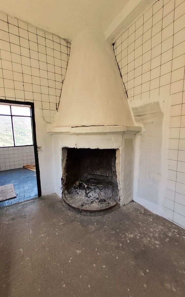 14 soveværelse Erhverv til salg i Otivar - € 320.000 (Ref: 7857977)